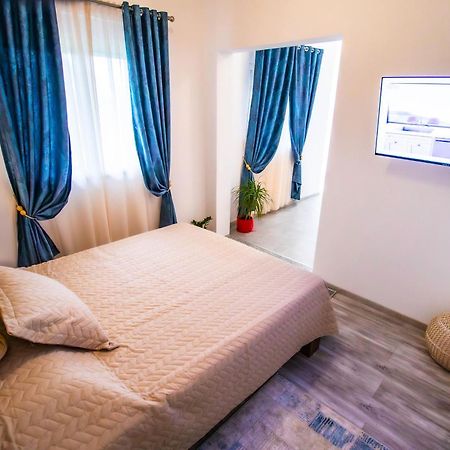 Simo Apartments Airport พอดโกริกา ภายนอก รูปภาพ