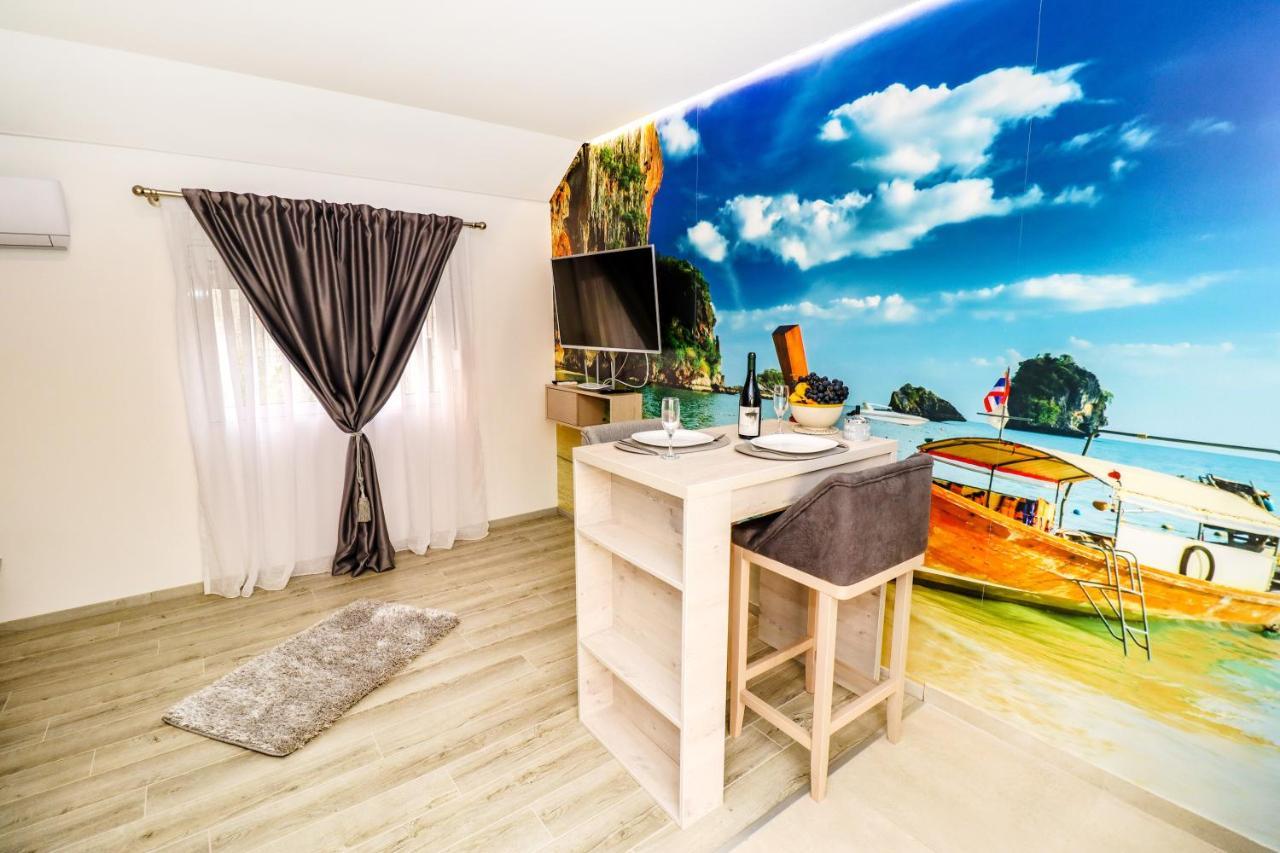 Simo Apartments Airport พอดโกริกา ภายนอก รูปภาพ