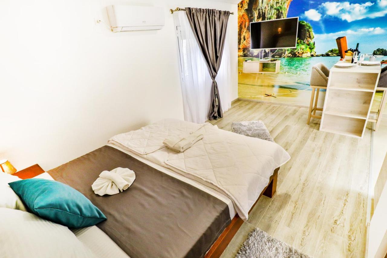 Simo Apartments Airport พอดโกริกา ภายนอก รูปภาพ