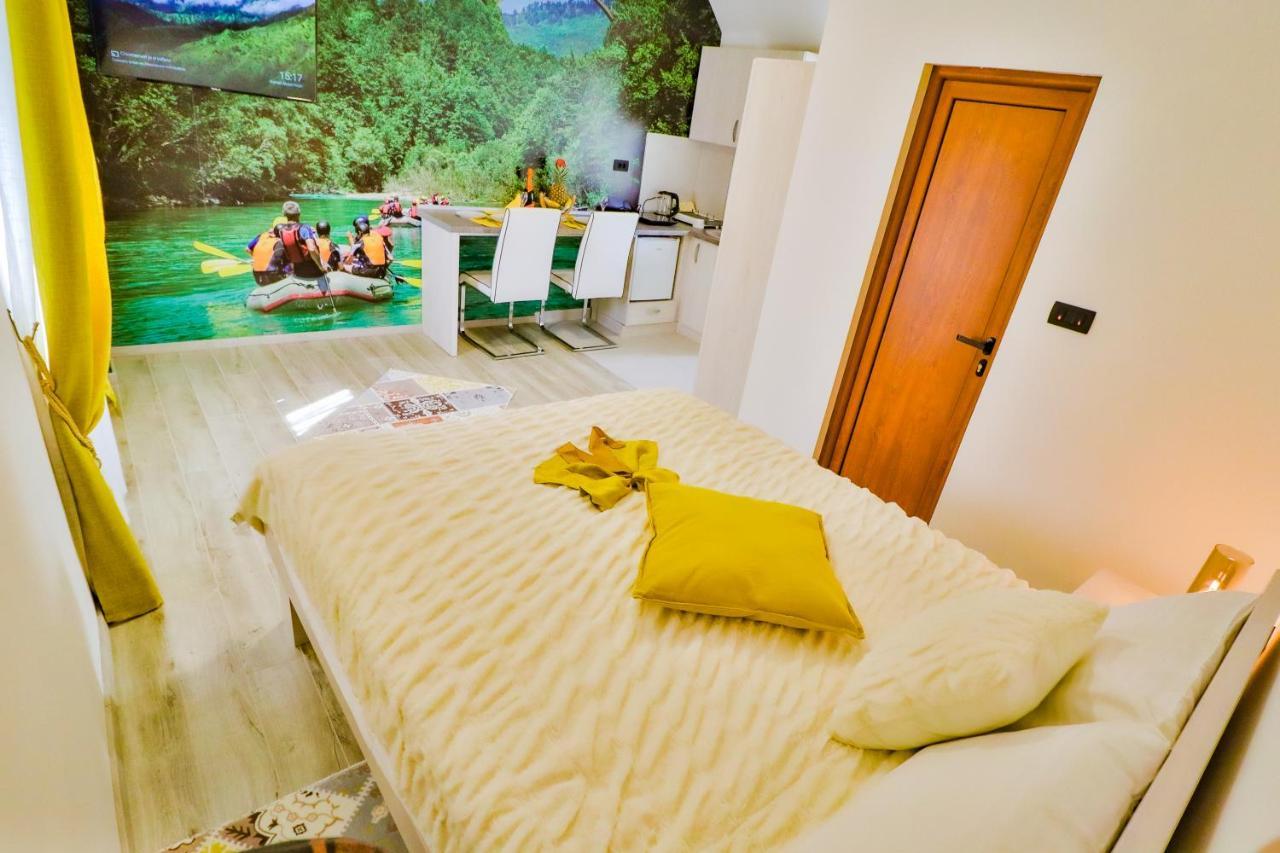 Simo Apartments Airport พอดโกริกา ภายนอก รูปภาพ