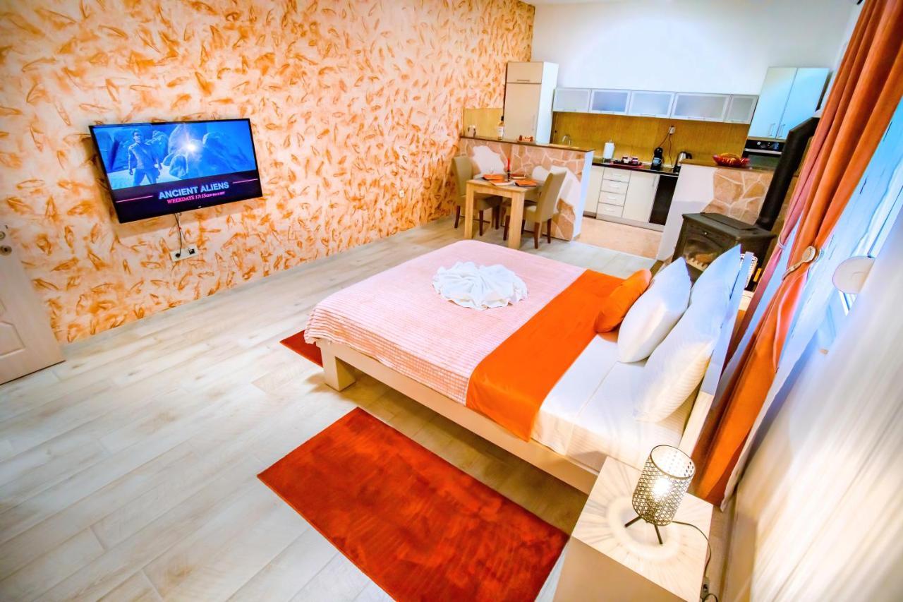 Simo Apartments Airport พอดโกริกา ภายนอก รูปภาพ